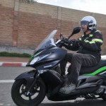 קאוואסאקי J300 במבחן דרכים
